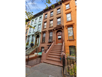 Nestled majestically in the heart of Central Park Slope, 457 6th - photo 21