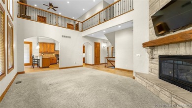 Exceptional custom-built home offering nearly 6,000 sq ft of - photo 7