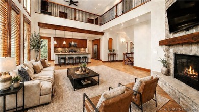 Exceptional custom-built home offering nearly 6,000 sq ft of - photo 8