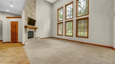 Exceptional custom-built home offering nearly 6,000 sq ft of - photo 9
