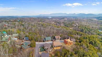 Sellers are ready to entertain your offers! Lake views and - photo 31