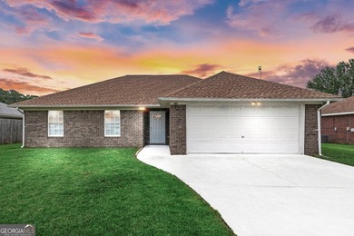 NEW PRICE - NOW $255,000! Motivated sellers are ready to make a - photo 1