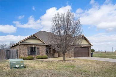 Cedar Creek Lake Home For Sale in Mabank Texas