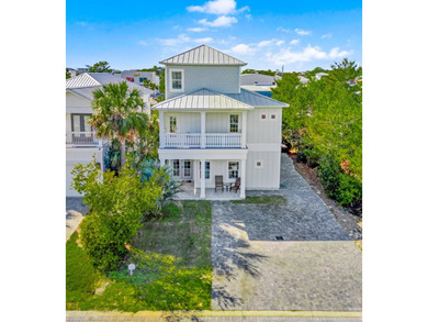 Discover this coastal luxury and pristine 2019-built, 7-bedroom - photo 2