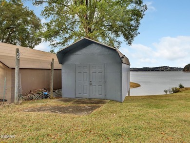 Lakefront Living on Douglas Lake! Welcome to 2150 Galloway - photo 11