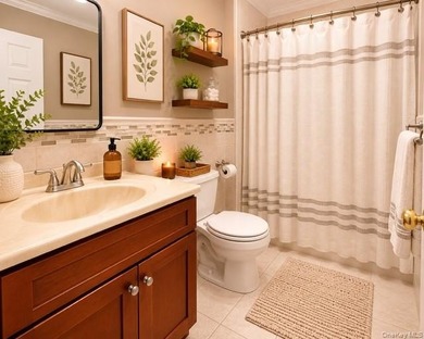 Welcome to 1404 Outlook Avenue, Unit 2, a beautifully maintained - photo 15
