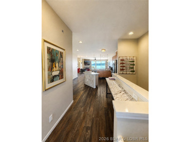 Luxury lakefront condo in the highly sought-after Lands End - photo 6