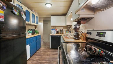 Welcome to Camelot Estates, where comfort, space, and - photo 6
