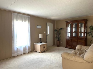 OWNER FINANCING OPTION AVAILABLE! ENJOY UPDATED LIVING IN THIS - photo 12