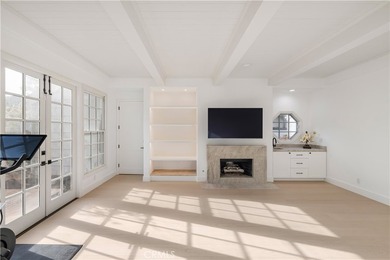 Set within the gated and private community of Belcourt, this - photo 13