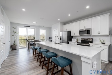 Experience elevated city living in this exceptional modern 3 Bed - photo 14
