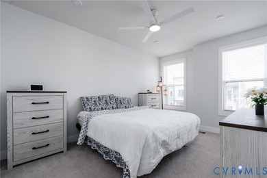 Experience elevated city living in this exceptional modern 3 Bed - photo 23