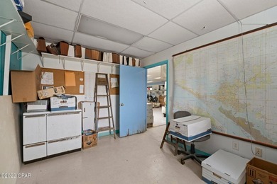 Owners will divide! Desirable 4.2 acre property located on busy - photo 28