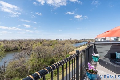 Experience elevated city living in this exceptional modern 3 Bed - photo 35