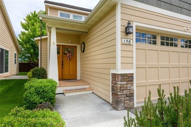 Enjoy maintenance free living in this conveniently located - photo 1