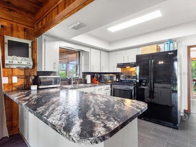 Lakefront Retreat on Beautiful Lake Lucerne!  Situated on 0.84 - photo 11