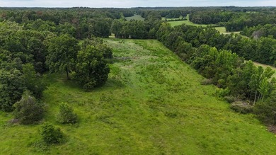 Fully Fenced, Pond, and Just 1 Mile from Hwy 82! Exceptional - photo 13