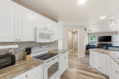 Short Sale. Short sale.  Don't miss out on this truly - photo 14