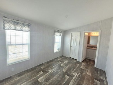 An exciting neighborhood in a growing area, Crosswinds is a - photo 4