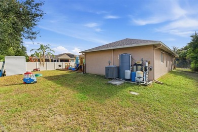 Short Sale. Short sale.  Don't miss out on this truly - photo 44