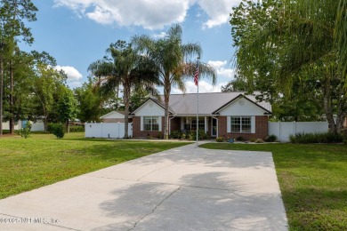 Lake Home For Sale in Palatka, Florida