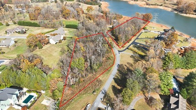 Come check out this rare 3-acre lake lot opportunity in - photo 2