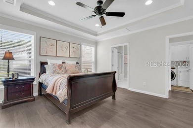 Welcome to this light and bright 3 bedroom, 3 bathroom Taft - photo 27