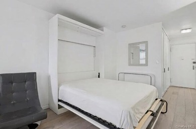 Prime Upper West Side location on West 66th Street between - photo 3