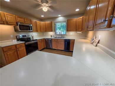 Pride of ownership is evident throughout this updated, 3-bed - photo 10