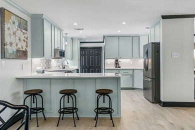 Biloxi DREAM house! Modern features & upgrades with all of the - photo 13