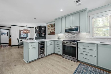 Biloxi DREAM house! Modern features & upgrades with all of the - photo 16