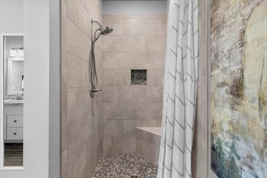 BETTER THAN NEW! Move right in to this well maintained Ledgeview - photo 17