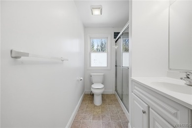 Spacious and well-maintained upper/lower double offering - photo 19