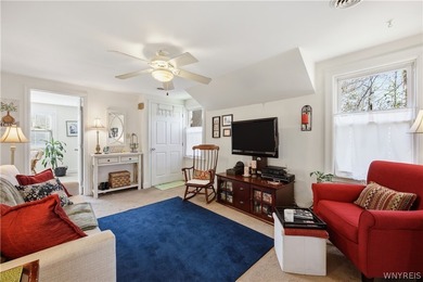 Spacious and well-maintained upper/lower double offering - photo 20