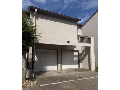 Lake Townhome/Townhouse For Sale in Tallahassee, Florida
