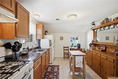 Spacious and well-maintained upper/lower double offering - photo 25
