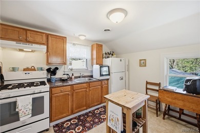 Spacious and well-maintained upper/lower double offering - photo 28