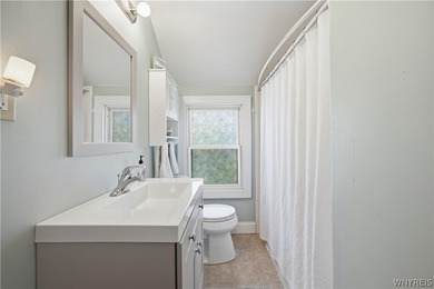 Spacious and well-maintained upper/lower double offering - photo 33