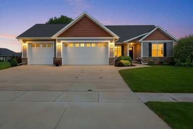 BETTER THAN NEW! Move right in to this well maintained Ledgeview - photo 33