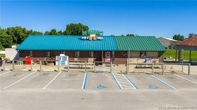 Own an established piece of the lake with no restaurant - photo 1