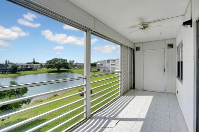 Lakes at Century Village Condo For Sale in Boca Raton Florida