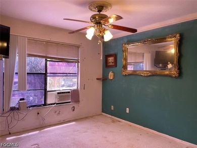Welcome to this 3-bedroom, 2.5-bath condo offering a fantastic - photo 31