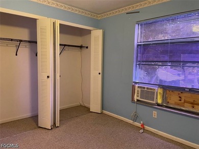 Welcome to this 3-bedroom, 2.5-bath condo offering a fantastic - photo 36