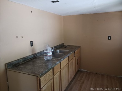 Looking for an affordable weekend retreat or small full-time - photo 4