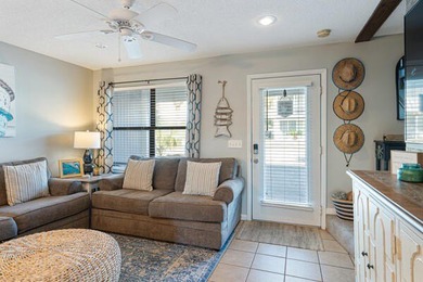 BRING AN OFFER! END UNIT! Come see this in person!! Discover - photo 12