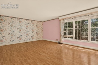 Lovingly preserved and timeless 1954 brick Colonial ranch on a - photo 21