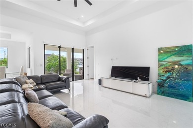 Exceptional opportunity! Seller accepted a job transfer, but the - photo 23
