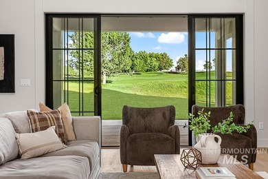 Brand-new luxury single-level home on nearly one acre, backing - photo 9