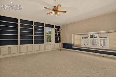 Lovingly preserved and timeless 1954 brick Colonial ranch on a - photo 32