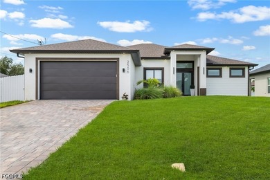 Exceptional opportunity! Seller accepted a job transfer, but the - photo 35